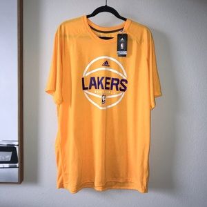 NWT Men’s Lakers adidas 2xl T-shirt yellow